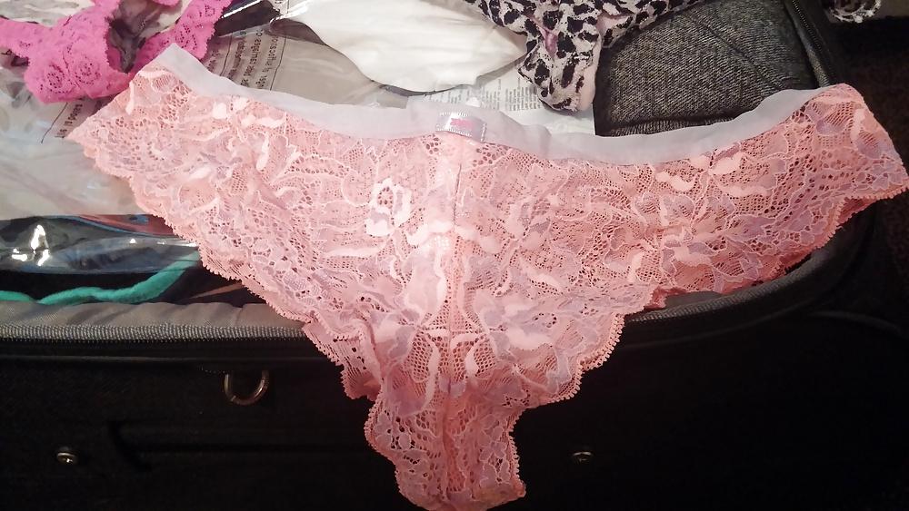 18P Friend's Panties - 32 Year Old Mother of 3