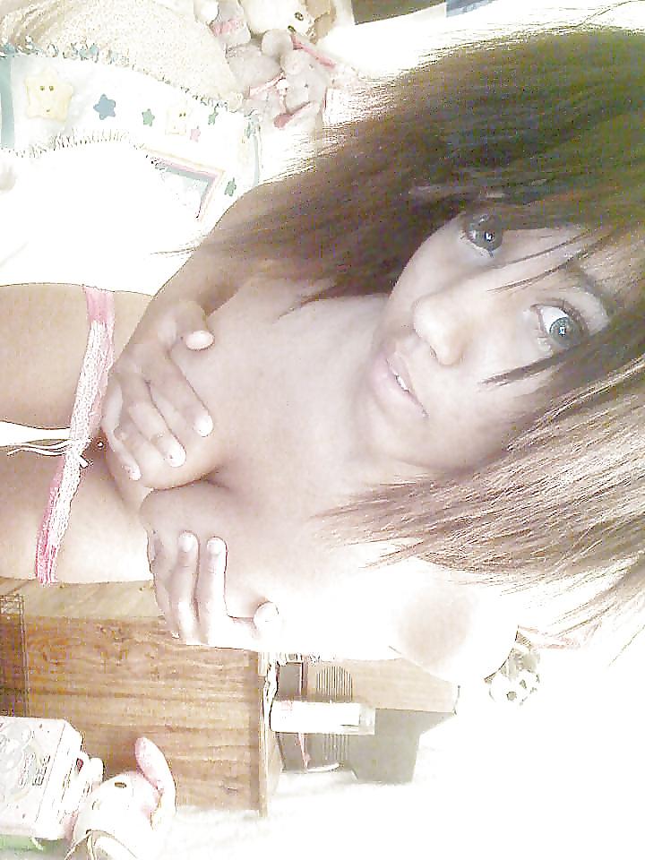 25P Dolores Selfshot Amateur Teen