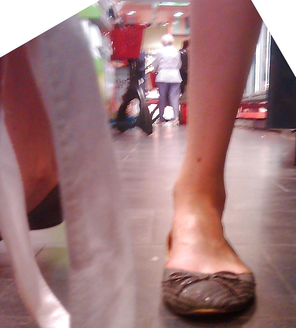 15P Various feet, shoes, sandals from the last couple of weeks