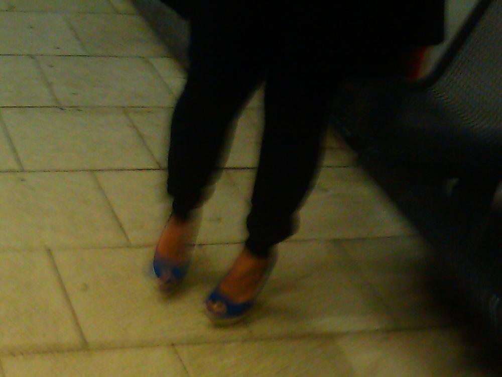 15P Various feet, shoes, sandals from the last couple of weeks