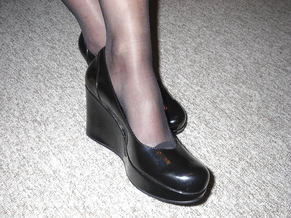 16P Die Pumps einer Bekannten veredelt (Shoejob made by friend)
