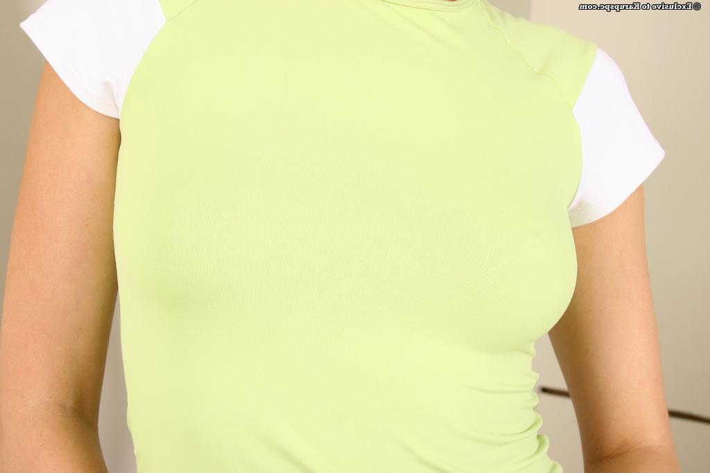 16P Decent amateur teen babe Breanna is perfect at tender foreplay