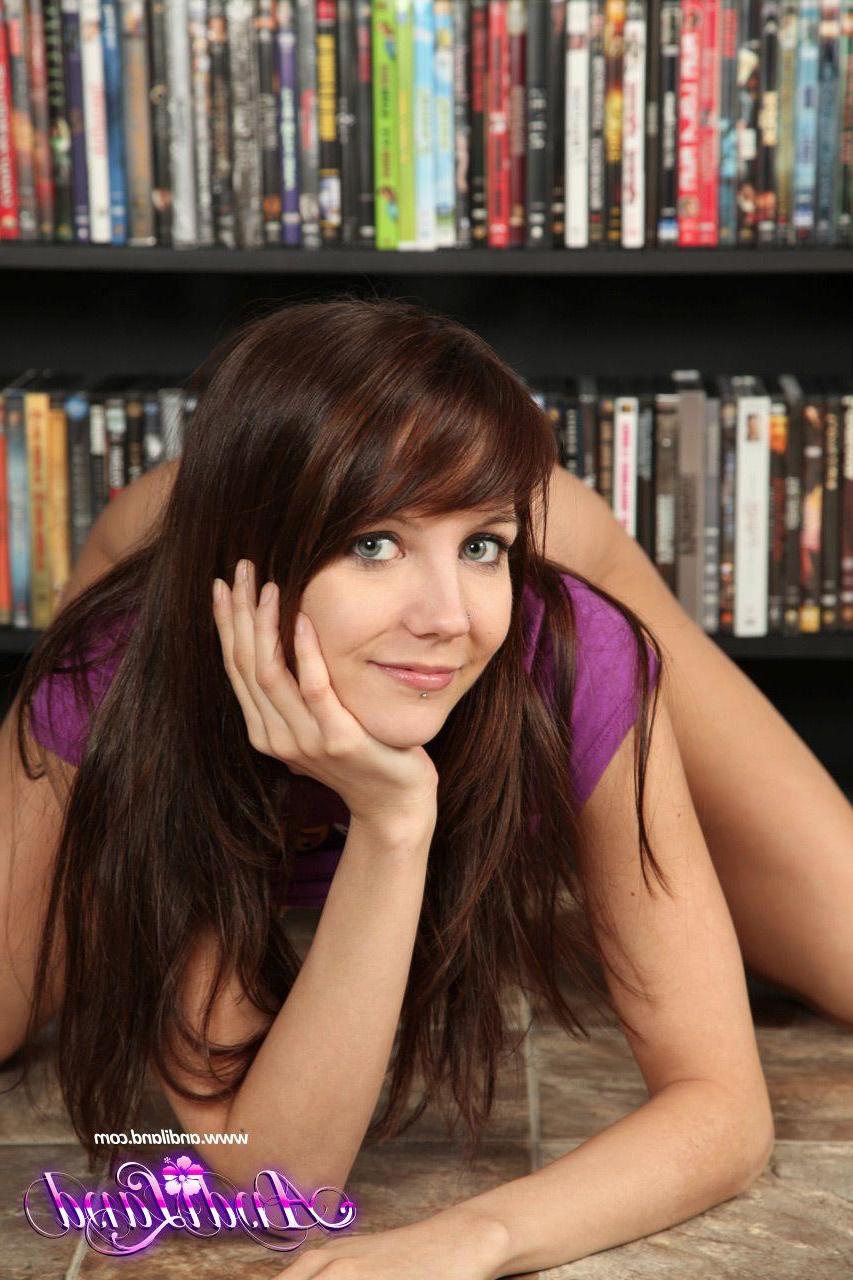 15P Pictures of teen cutie Andi Land stripping for your pleasure