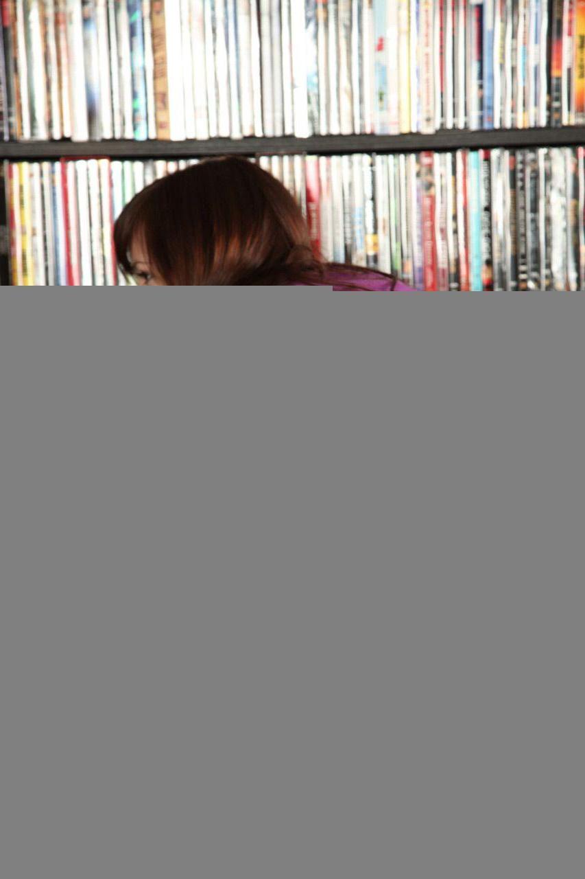 15P Pictures of teen cutie Andi Land stripping for your pleasure