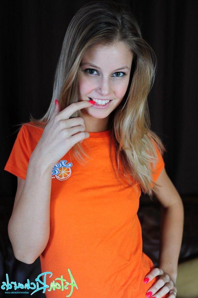15P Pictures of teen Aston Richards teasing in an orange shirt