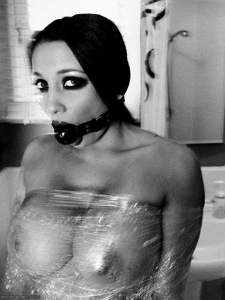15P Pictures of Audrey Bitoni in a crazy bondage situation