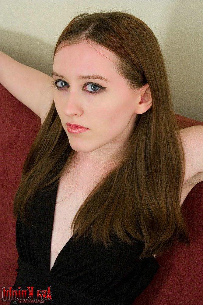 20P Pictures of teen Ava Knight spreading her legs for a hard fuck