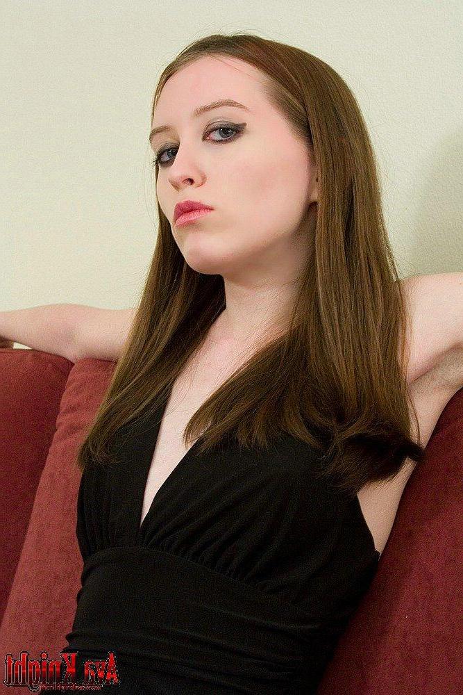 20P Pictures of teen Ava Knight spreading her legs for a hard fuck