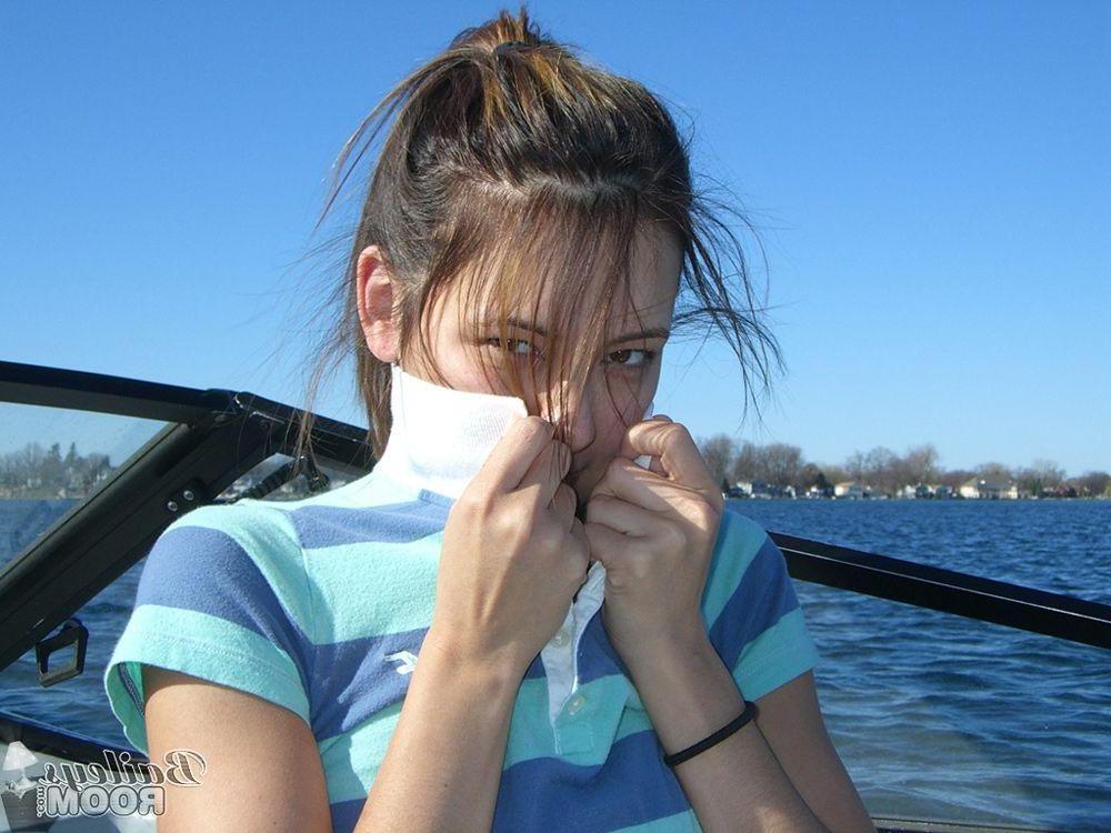 15P Pictures of teen girl Bailey's Room stripping on a boat