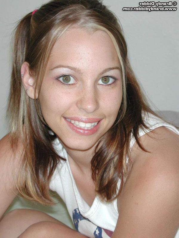 20P Pictures of Brandy Didder exposing her perky tits