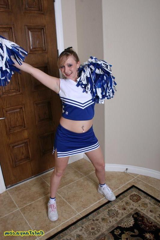 20P Pictures of teen cheerleader Cute Tanya showing you her pussy