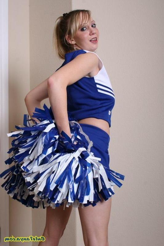 20P Pictures of teen cheerleader Cute Tanya showing you her pussy