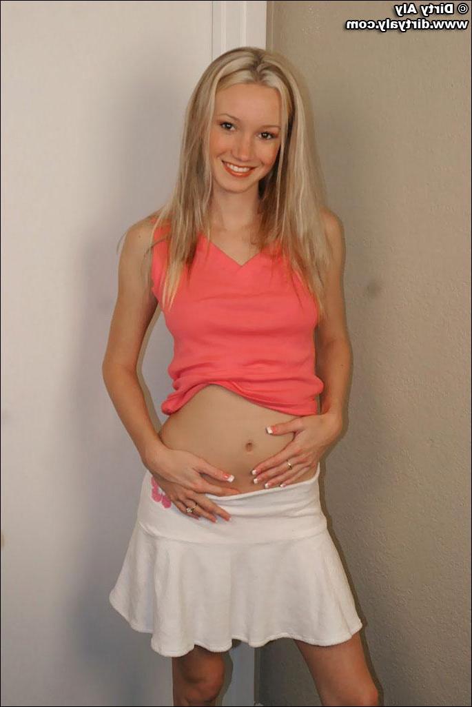 20P Pics of teen star Dirty Aly showing off her hot beauty