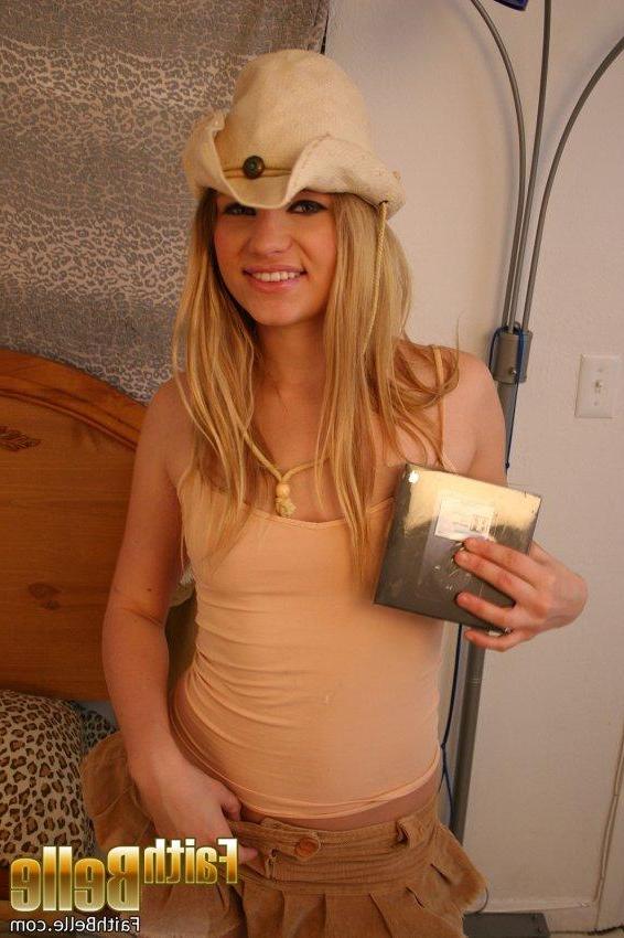 19P Pictures of Faith Belle exposing her perky titties