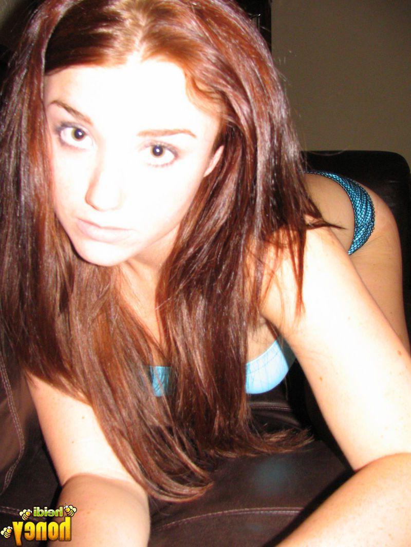 20P Pictures of teen cutie Heidi showing her sexy legs and body