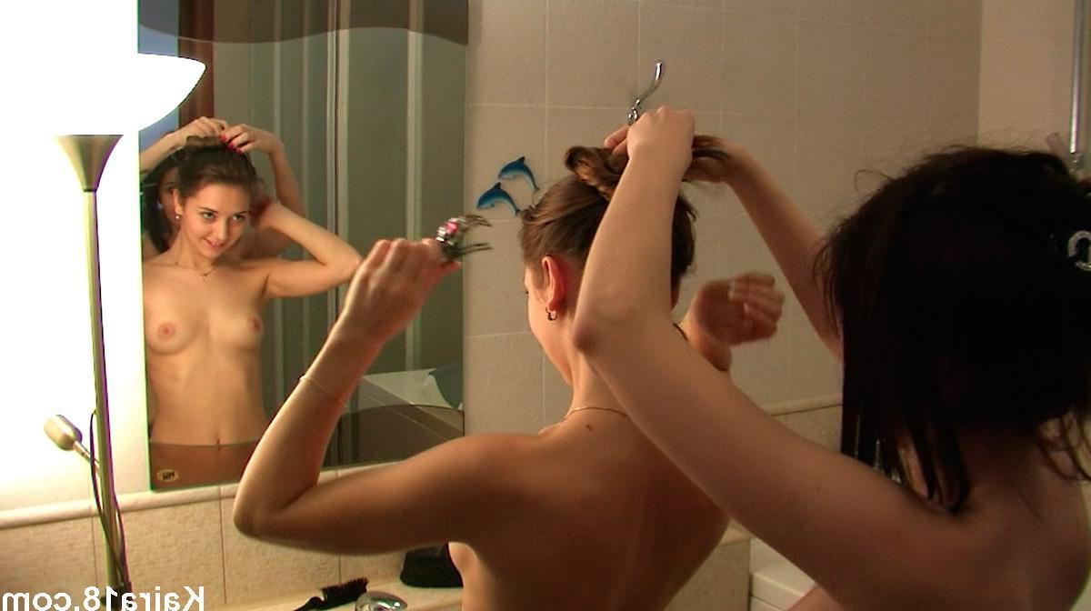 15P Pictures of teen hottie Kaira 18 making her girlfriend wet