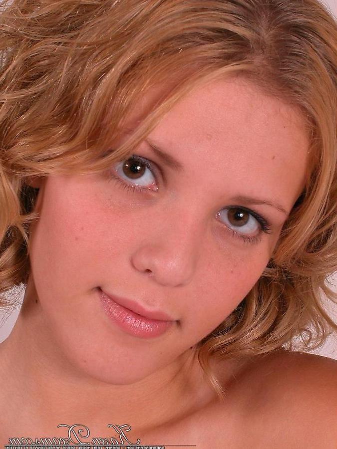 19P Pictures of Karen Dreams teasing you with her perky tits