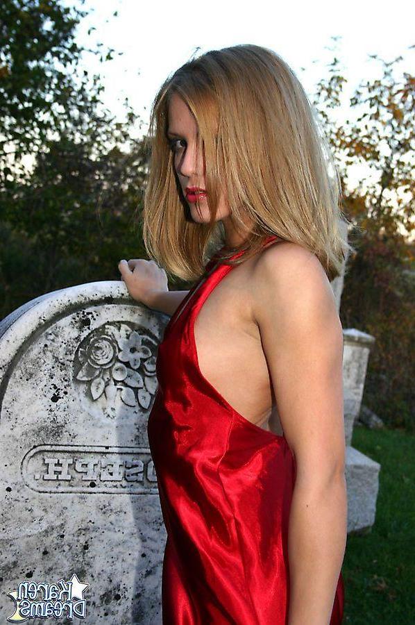 20P Pictures of teen babe Karen Dreams getting kinky in a grave yard