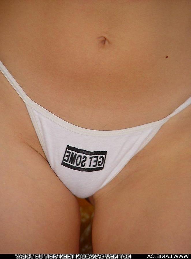 20P Pictures of teen Lanie.ca stripping to her underwear