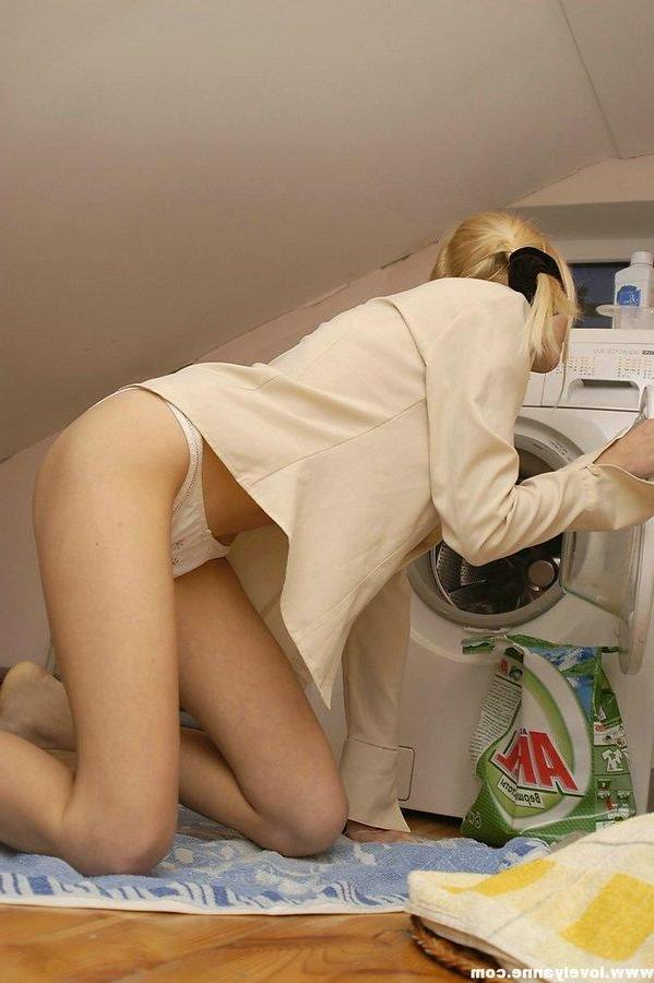 15P Naked anne washing machine fun day