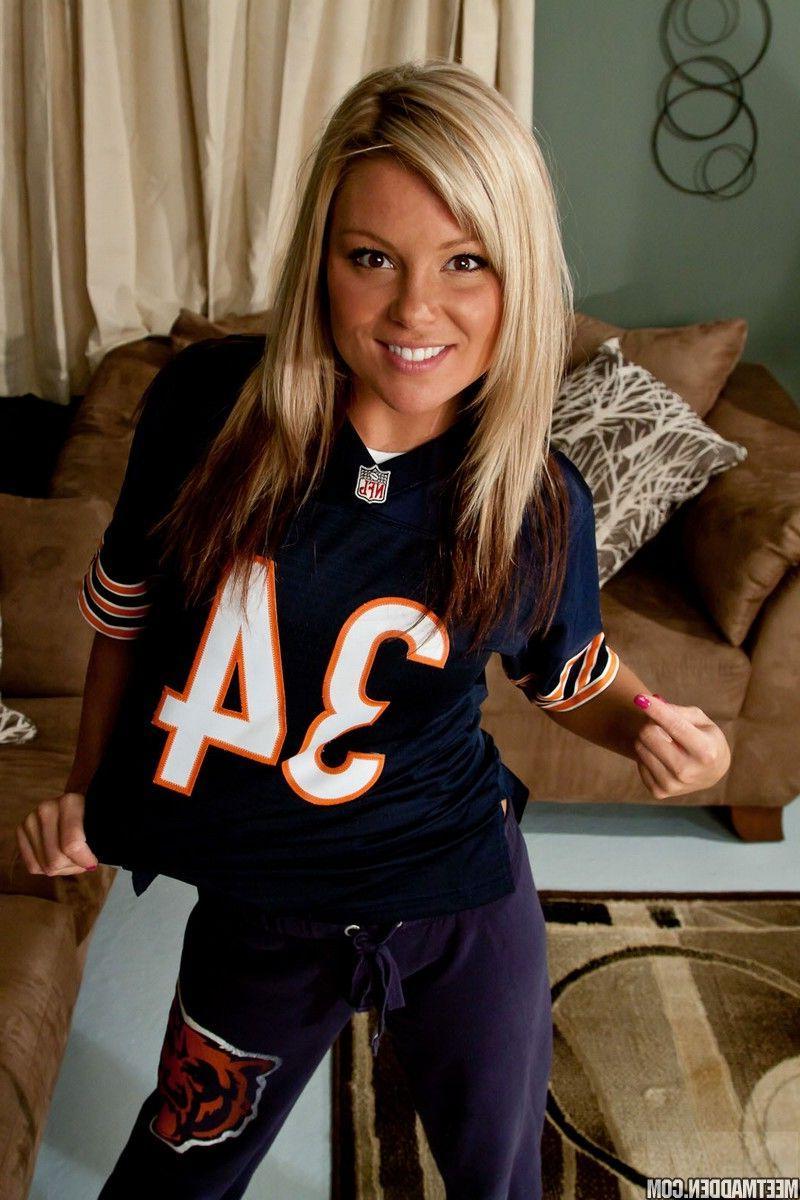 15P Pictures of teen Meet Madden rolling around on the floor