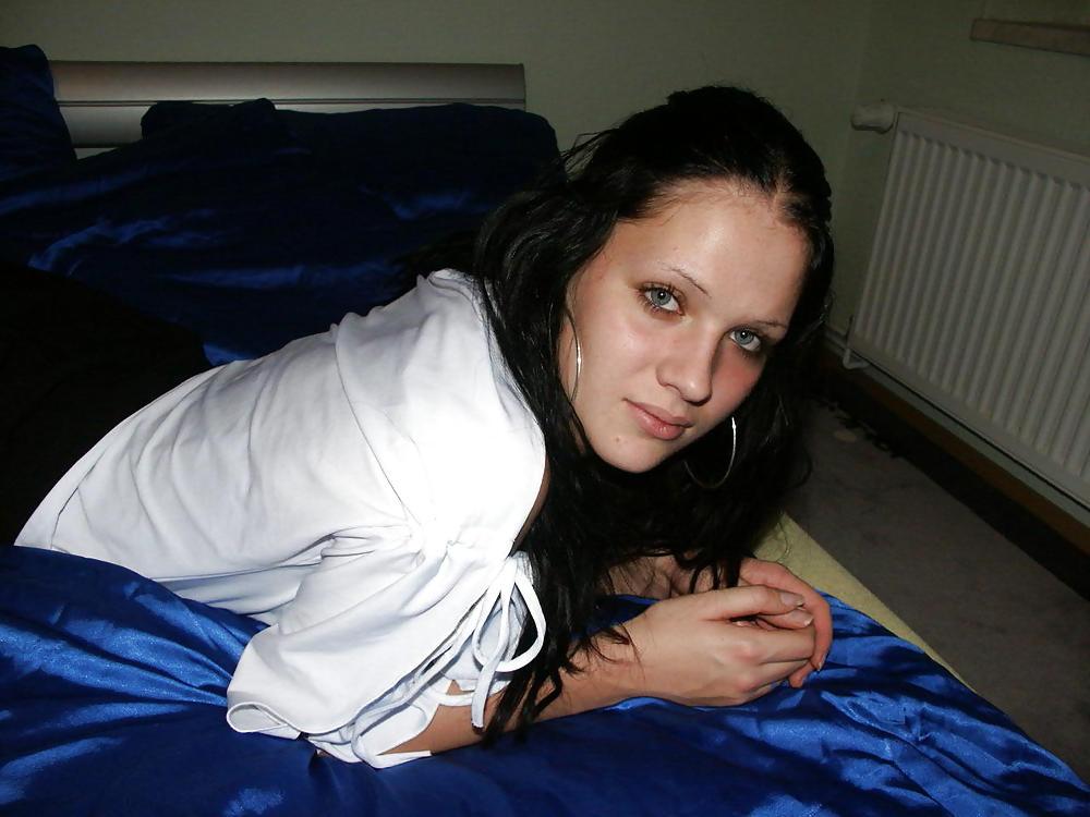 25P BEAUTIFUL AMATEUR TEEN FROM BERLIN III