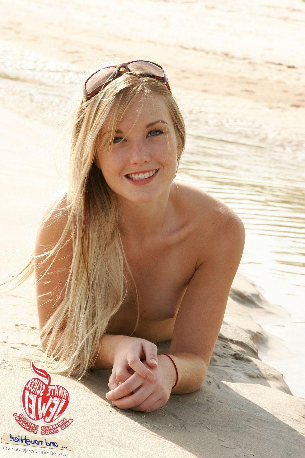15P Pictures of teen Private School Jewel spreading for you on the beach