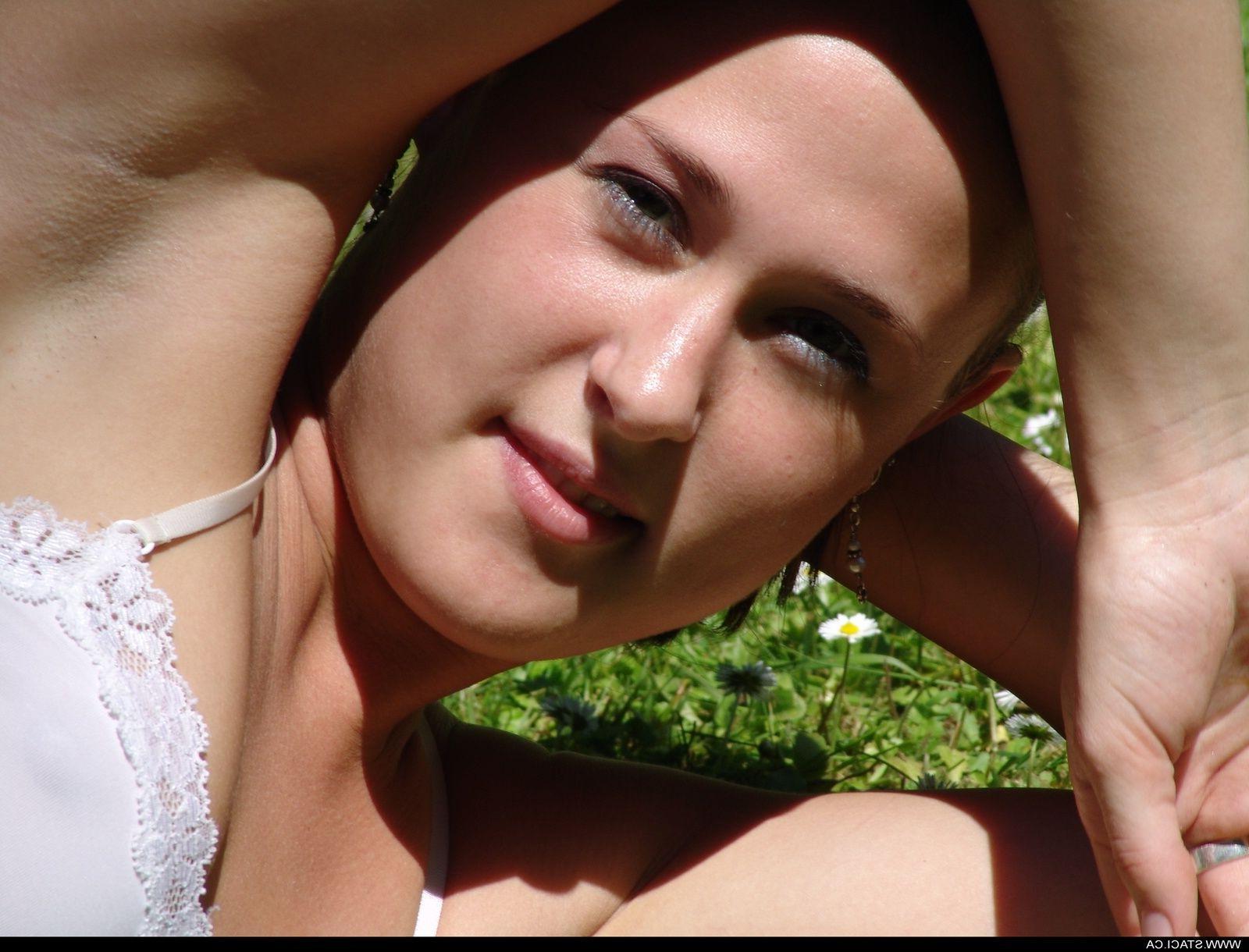 20P Pictures of teen girl Staci.ca touching herself outside