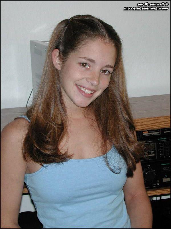 20P Pictures of Tawnee Stone showing her perky round boobies