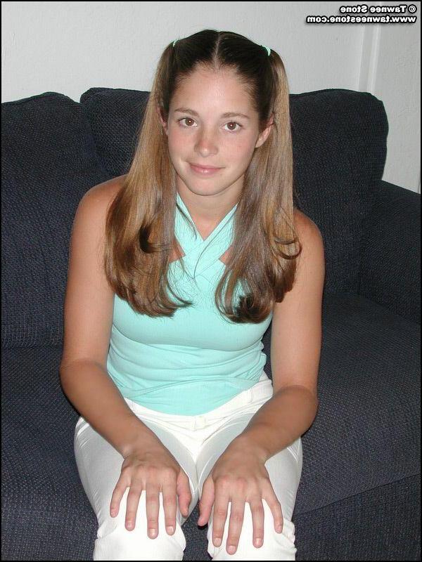 20P Pictures of teen Tawnee Stone stripping to get you off