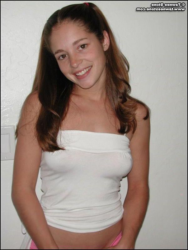 20P Pictures of teen Tawnee Stone stripping to get you hard