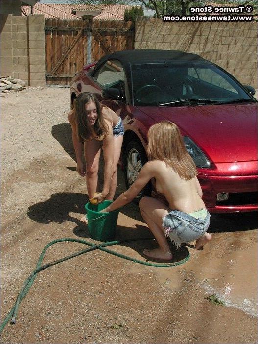 20P Pictures of two hot teen girls washing a car