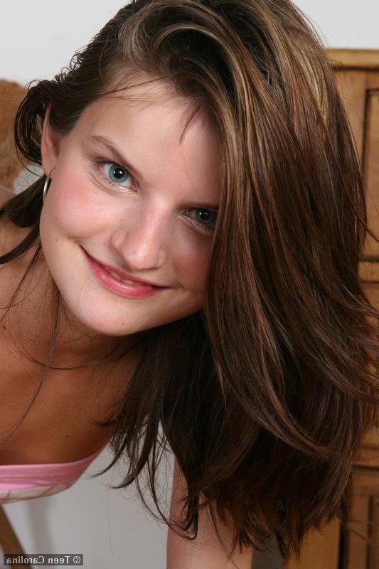 20P Pictures of Teen Carolina playing with her panties