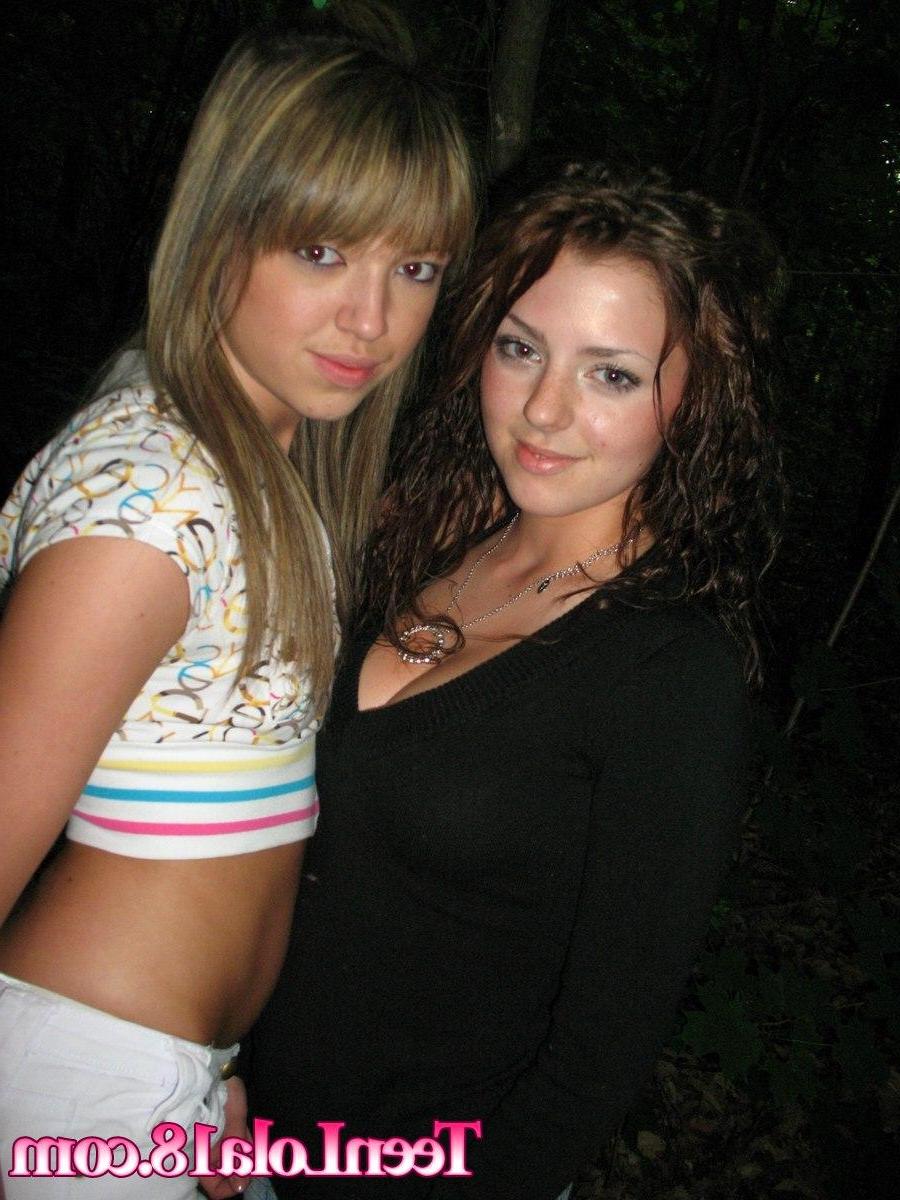15P Pictures of two teen girls being naked together