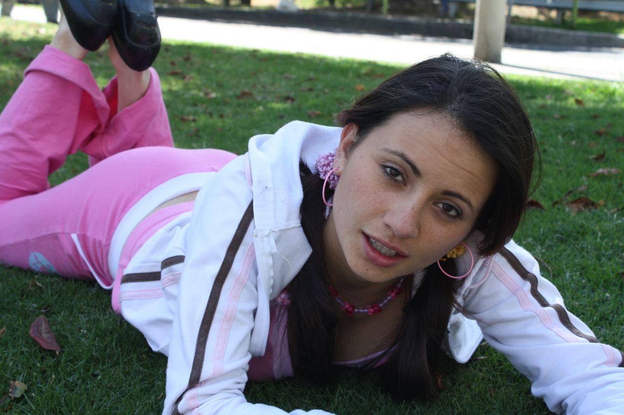 20P Pictures of Teen Solita getting naughty in a park