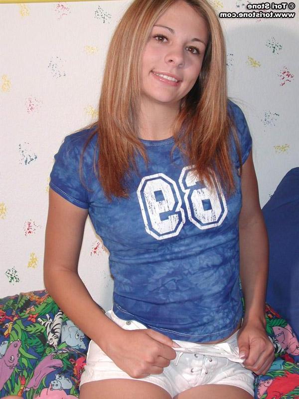 20P Tori Stone exposes her perky tits