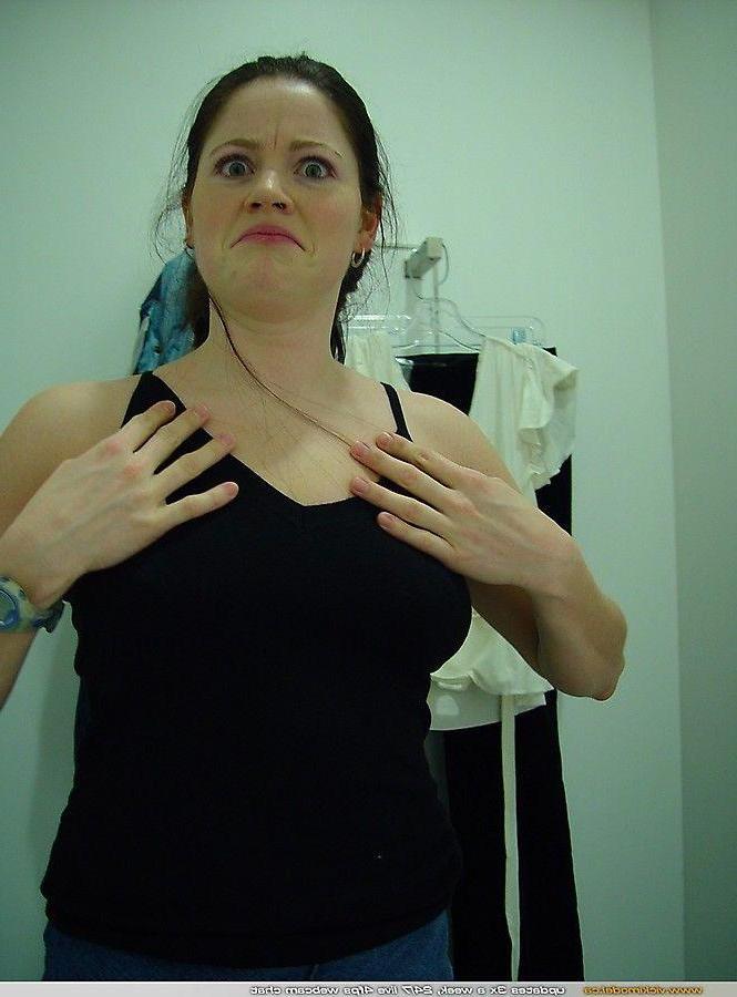 20P Pictures of teen Vicki Model giving you a nonnude tease
