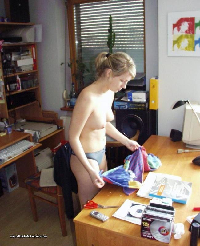 16P Collection of an amateur GF getting fucked from behind