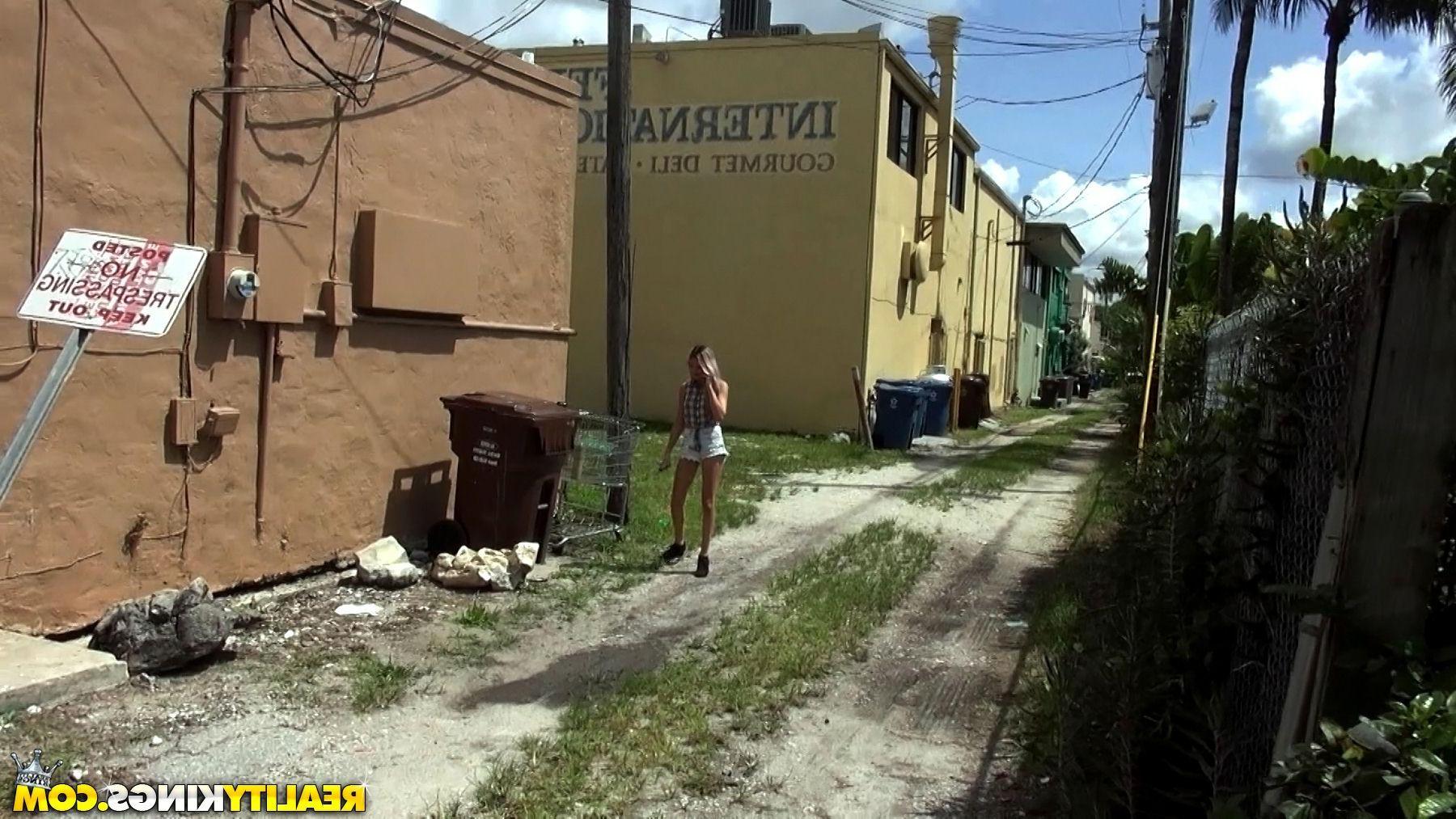 20P Amateur blonde girl Charlene Liana fucks a stranger for cash