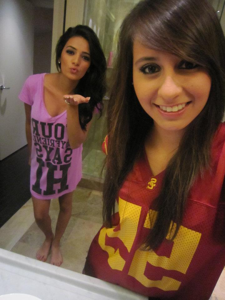 15P Hot teen girlfriends take naughty pics their sexy bodies
