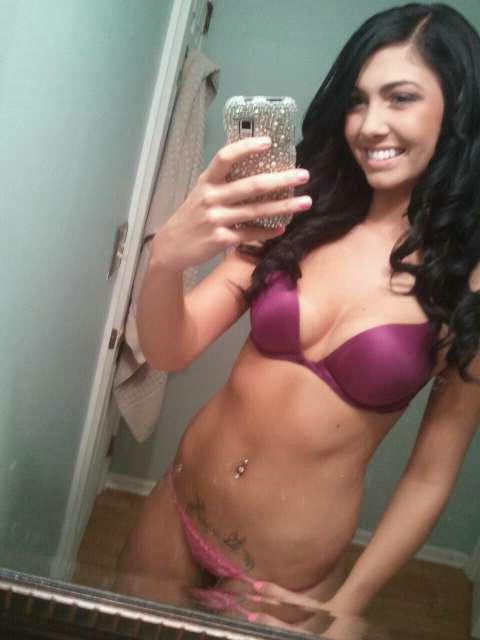 15P Stunning amateur teen coeds take pictures of their smokin hot bodies