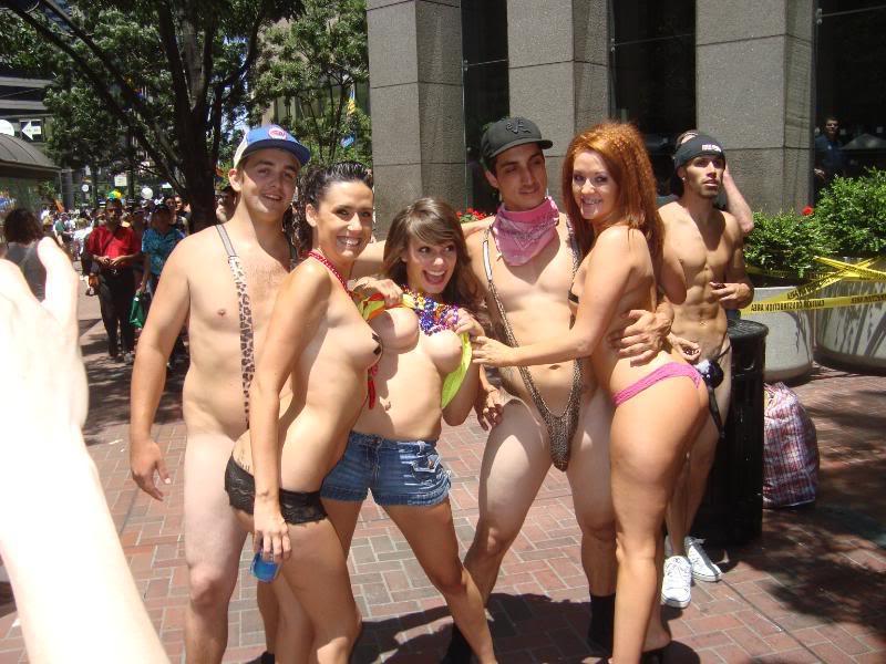 15P Stunning amateur teen coeds take pictures of their smokin hot bodies