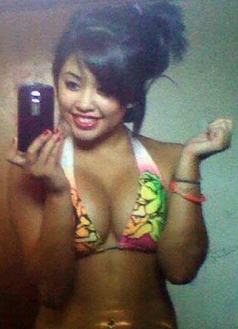 15P Stunning amateur teen girlfriends take naughty pics of themselves