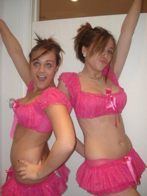 15P Pictures of hot amateur teen girlfriends going slutty on camera