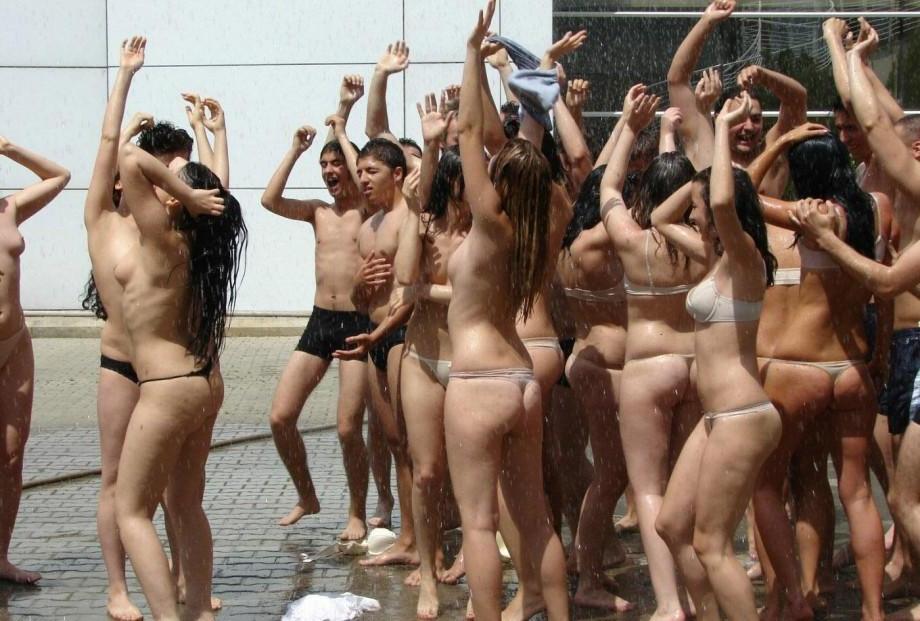 15P Pictures of hot teen girlfriends going slutty
