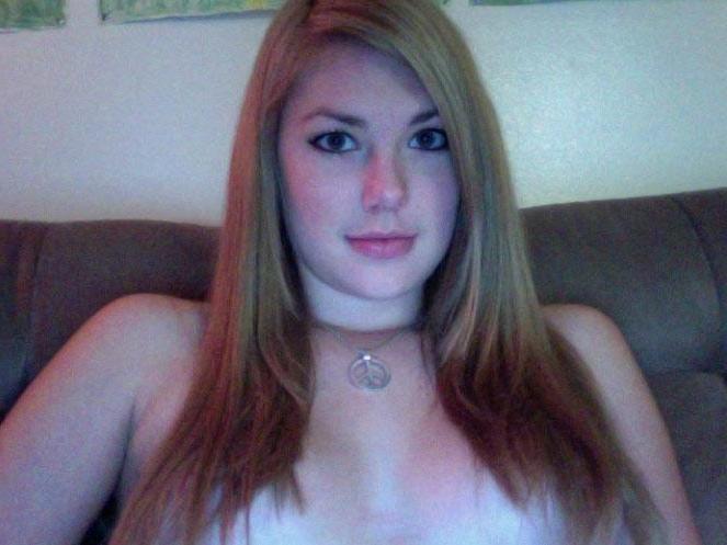 15P Pictures of hot teen girlfriends going slutty