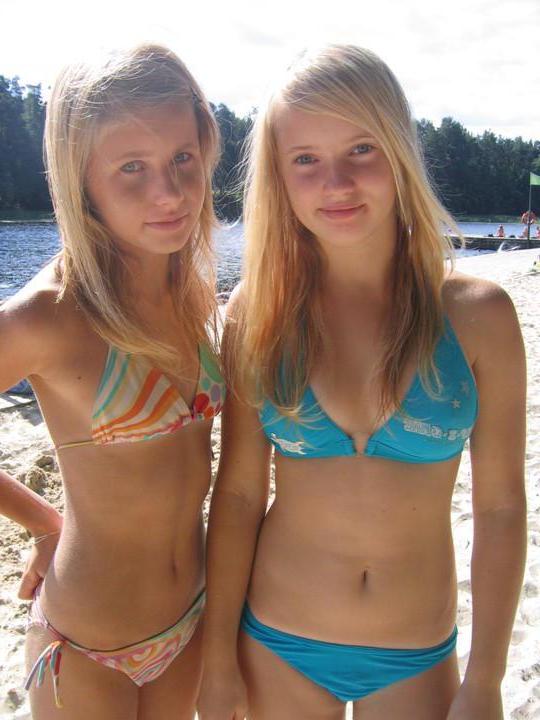15P Pictures of hot amateur teen girlfriends getting naughty