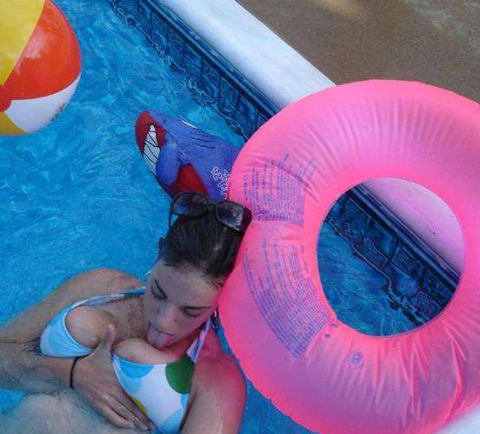 15P Pictures of naughty teen girlfriends capturing their hotness on camera