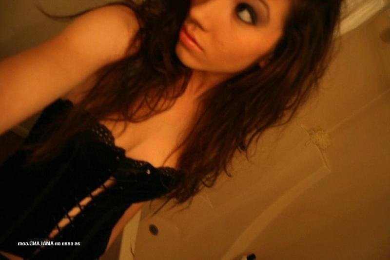 14P Pictures of a hot brunette teen gf camwhoring in her kinky lingerie