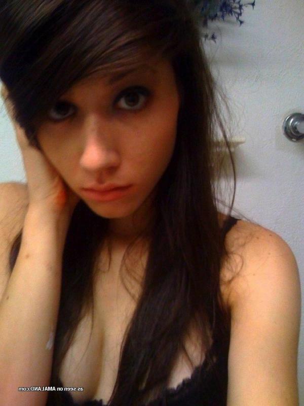 14P Pictures of a hot brunette teen gf camwhoring in her kinky lingerie